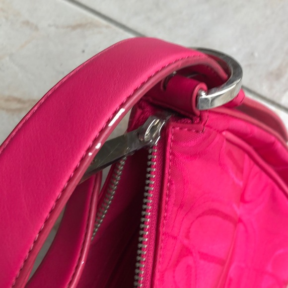 Never used bright pink purse - Picture 4 of 5
